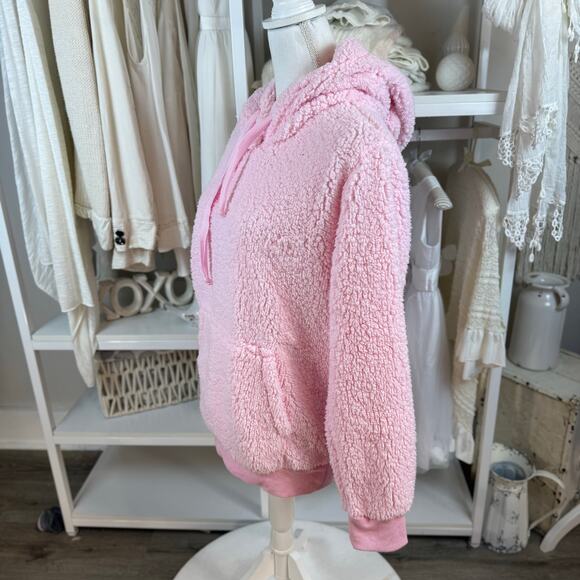 Pink Lily vegan Sherpa hoodie, sz. Large soft girl, cozy winter every day #4353 - Picture 2 of 9